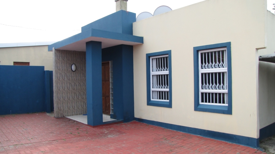 2 Bedroom Property for Sale in Cambridge West Eastern Cape
